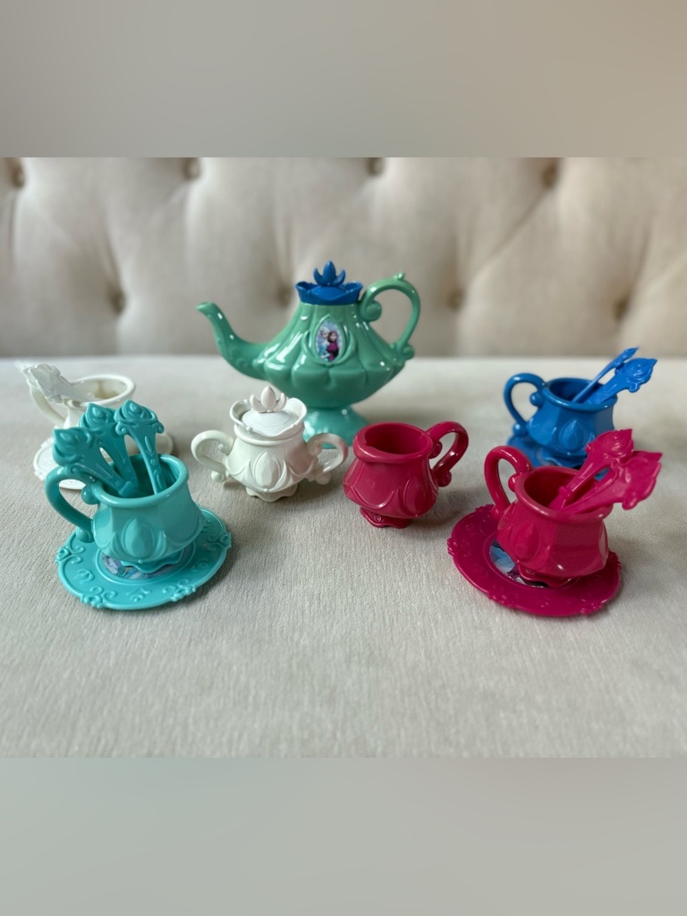 Disney’s  Frozen tea set
